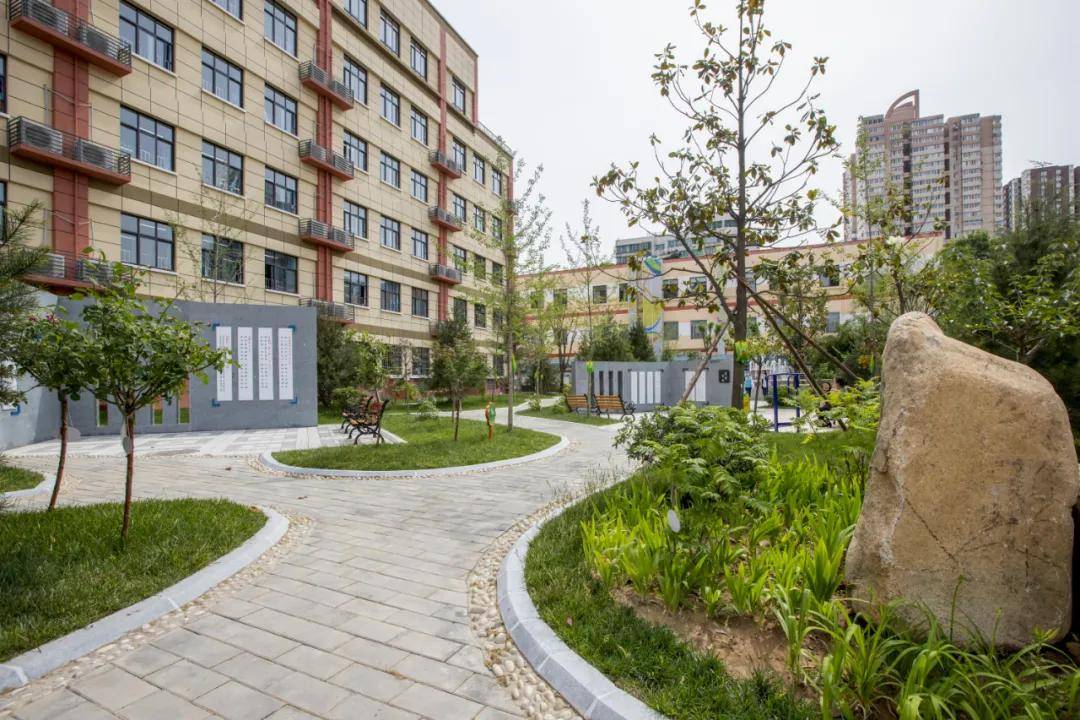 西北工业大学附属中学含光校区(含光中学)