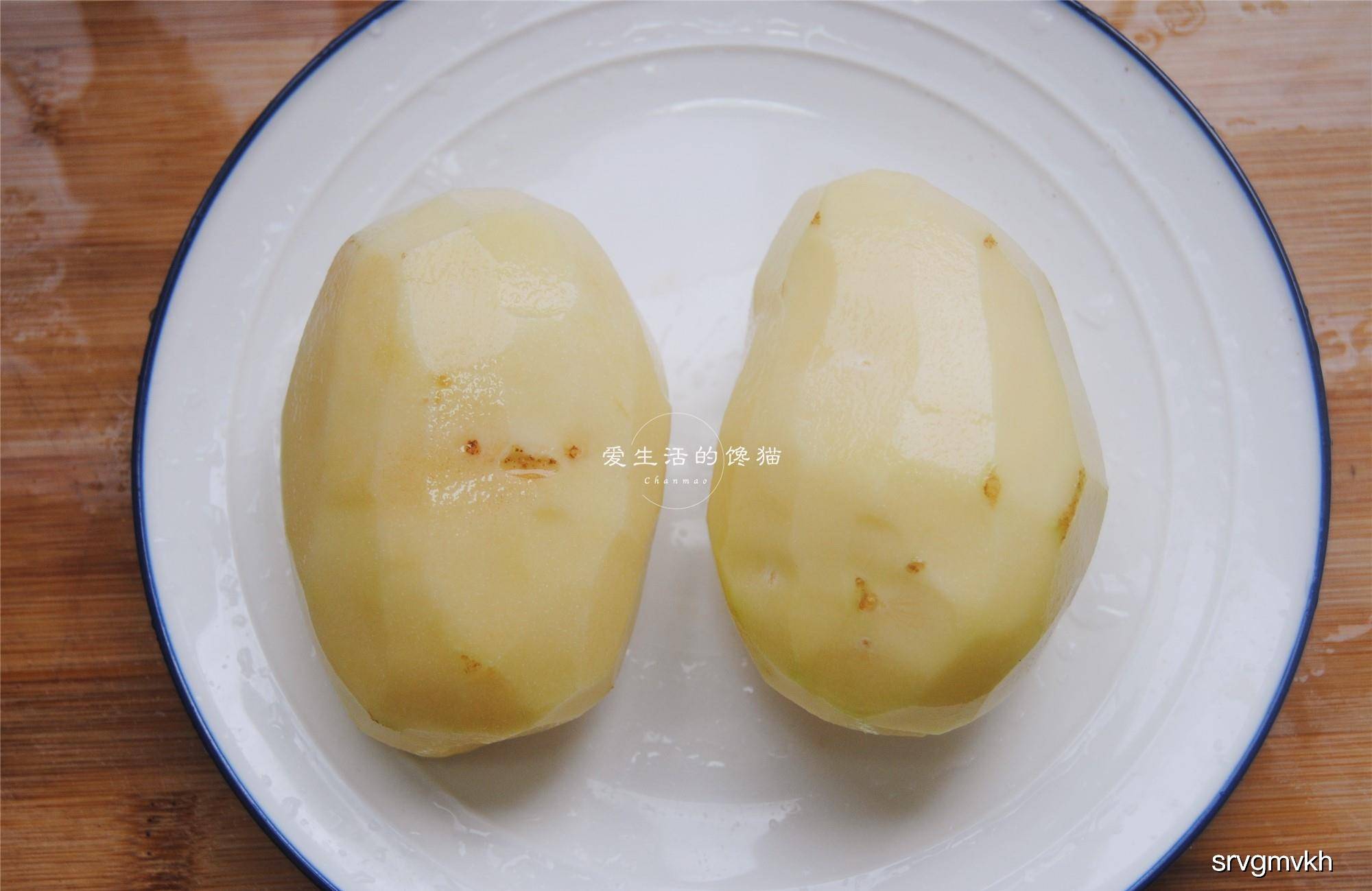 如何快速洗干净带泥的土豆 3b8d449403484b46a707178344821625.jpeg