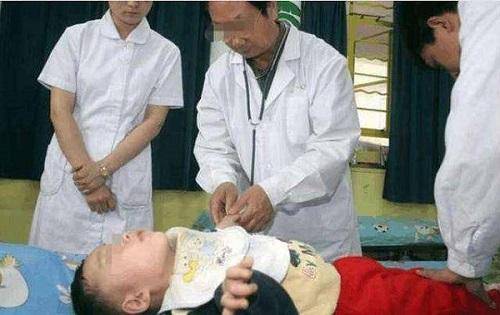 小儿|如果有这些表现，可能是“小儿脑瘫”，家长别忽视宝宝6个月前
