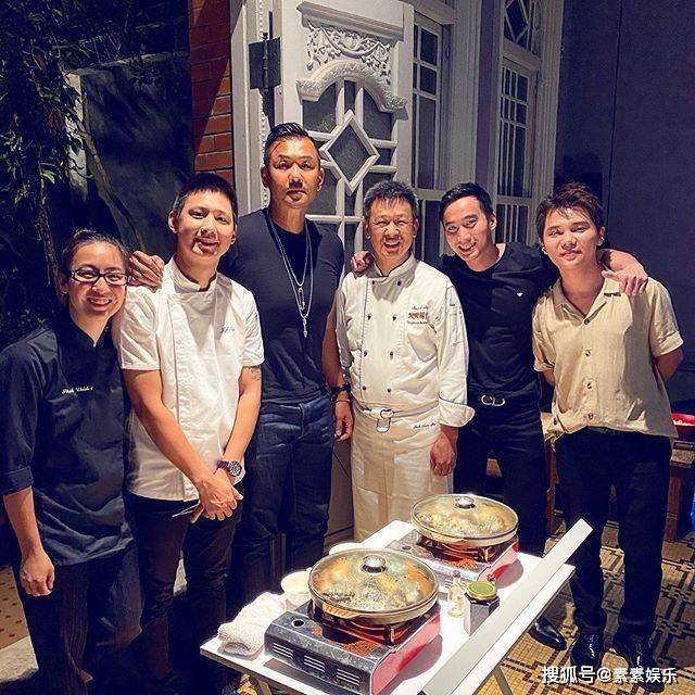 赖弘国离婚后状态好：和汪小菲喝酒聚会，离开