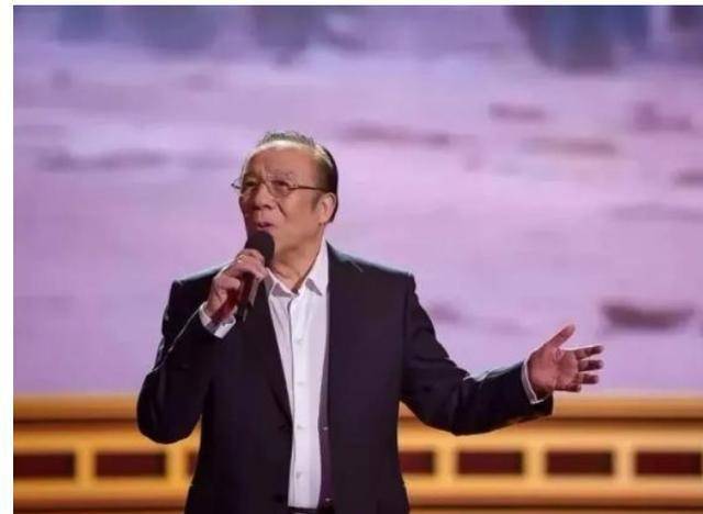 歌唱家杨洪基,与妻子相濡以沫48年,却从不敢直呼其名