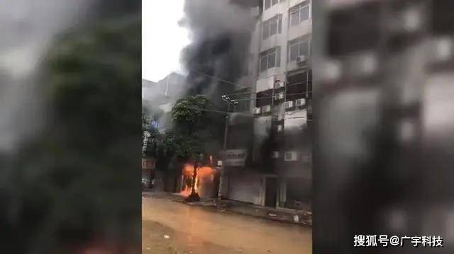 两天两起火灾造成13人死亡,消防隐患不可忽视!