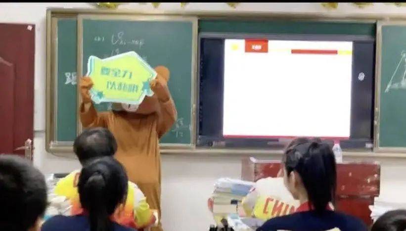 模样|有中国学生最真实的模样，看到哪张你哭了？高三教室里的30张偷拍照