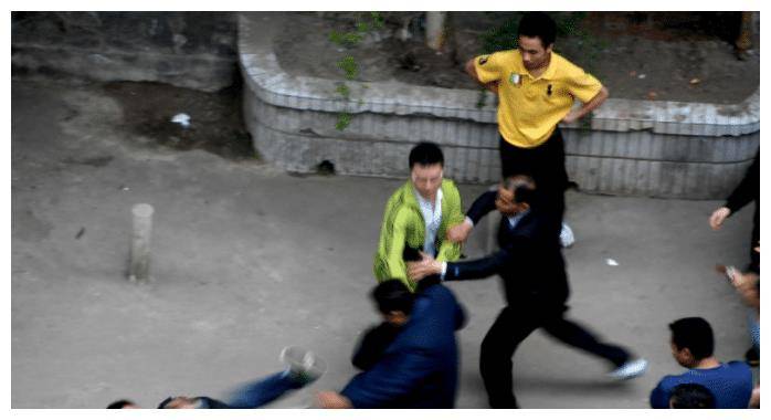 老炮儿结尾打架了吗 55514dc9f0aa4ffe8a1bb9f57b6d2623.jpeg