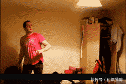 搞笑图片:大姐,收敛一点别太过分了,你就不怕新郎退货