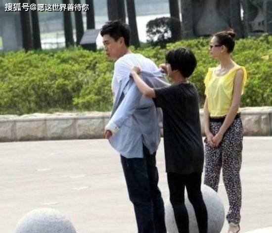 怎么样才可以做明星助理 033faaf6dffe4ae08a2df6e6ea8e02b7.jpeg