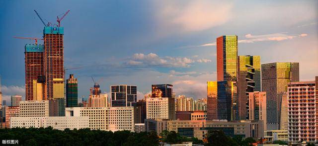 房地产开发商是什么 f478520e840f4eeeb707e86c95c2ca05.jpeg