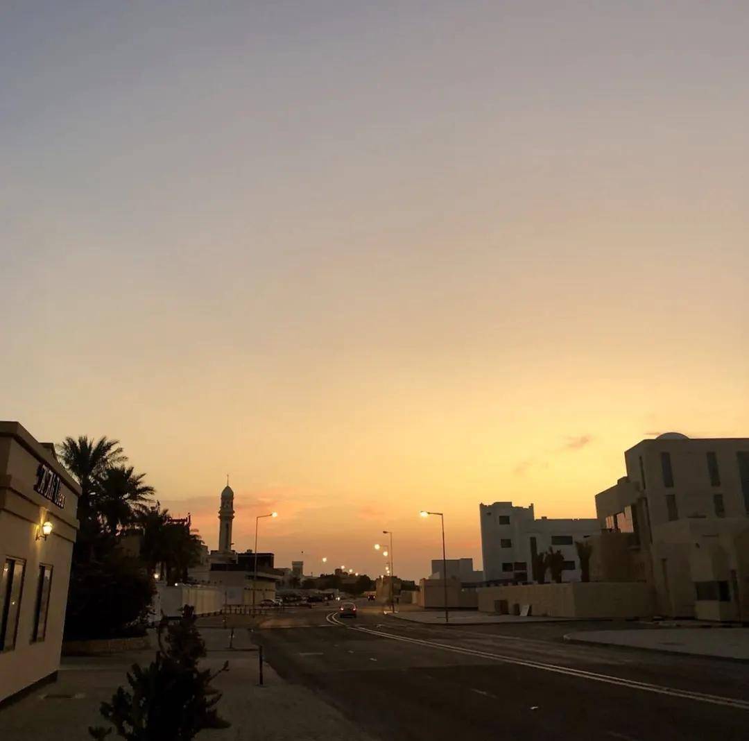 巴林大学孔子学院汉语教师志愿者符佳敏，在巴林，再过一个夏天_搜狐网