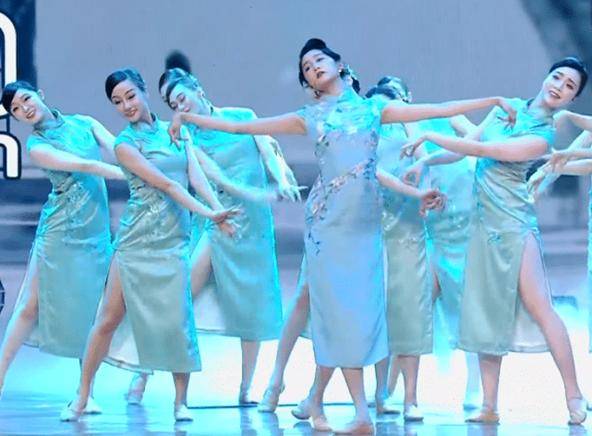 怎么样才可以当明星伴舞 3e0c502719ac45639d0c560d56624009.jpeg