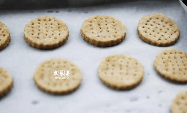 79a913bc854943f6bacae6b518fe1b5d.png