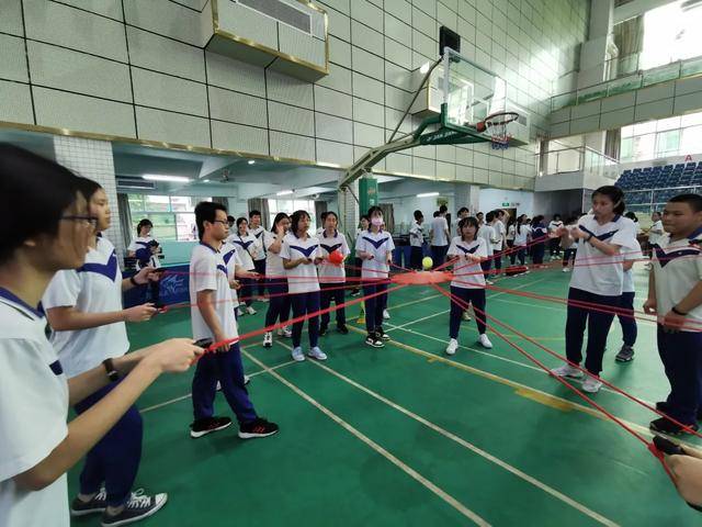 金榜题名|金榜题名季 | 轻松一夏，自信“应战”第四中学凤凰花开时