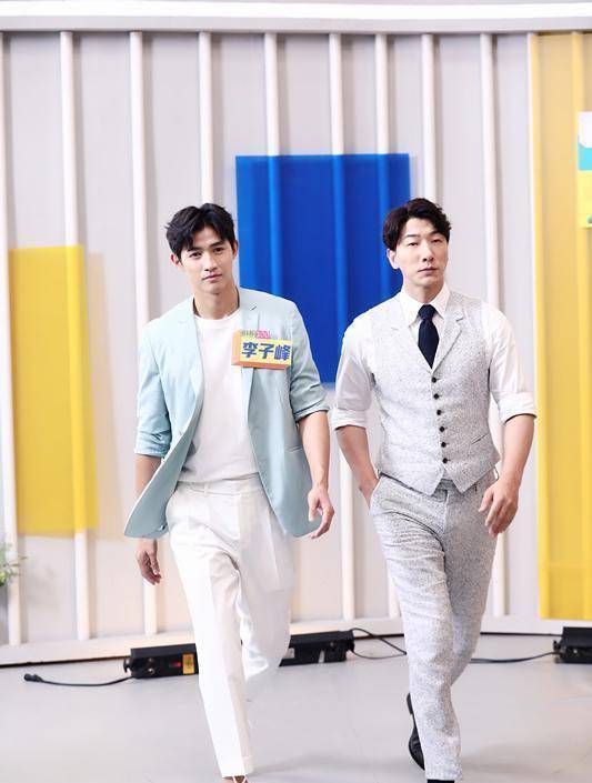 超级男模改行秀厨艺？与张亮同台走秀，用剁椒