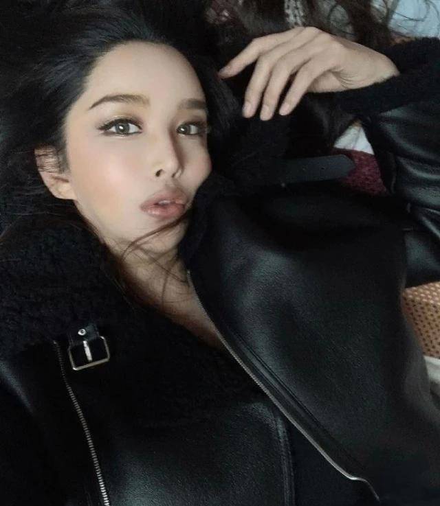 原创河莉秀为男友做变性手术，公开变性前清秀照，自曝想移植子宫生子
