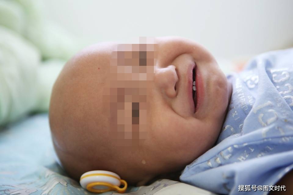 爸爸|爸爸发现了异常，送医后查出“儿童癌症之王”男婴肚子越来越大