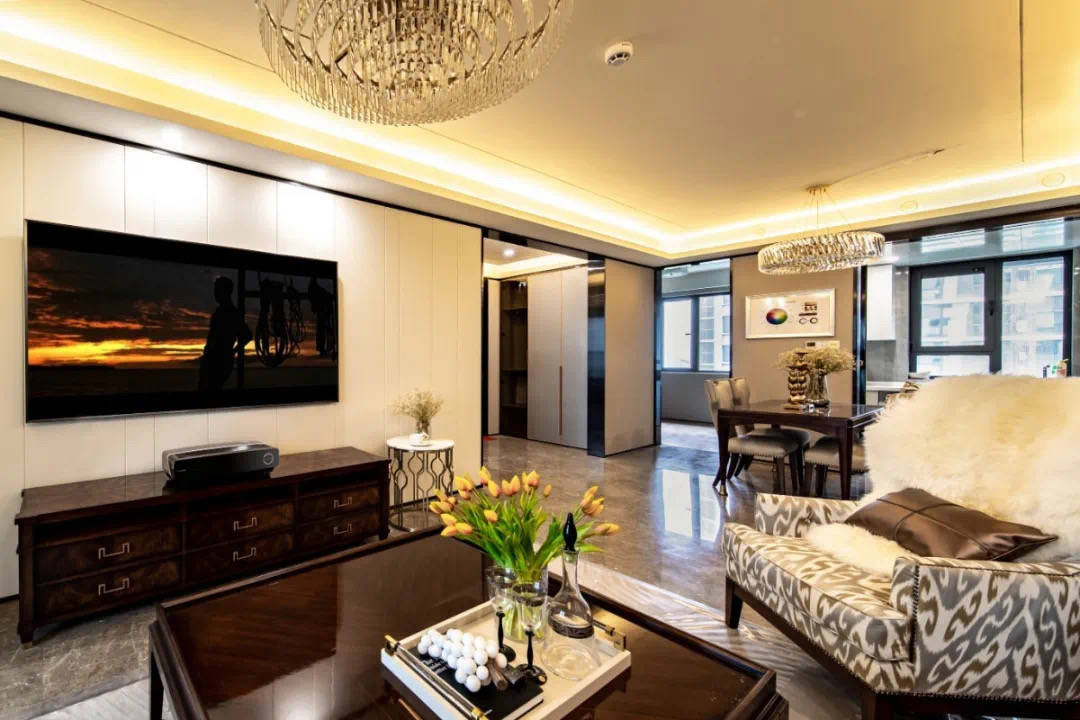 大屏电视为何首选激光？多年的老用户意外揭开三个真相-家电圈官网