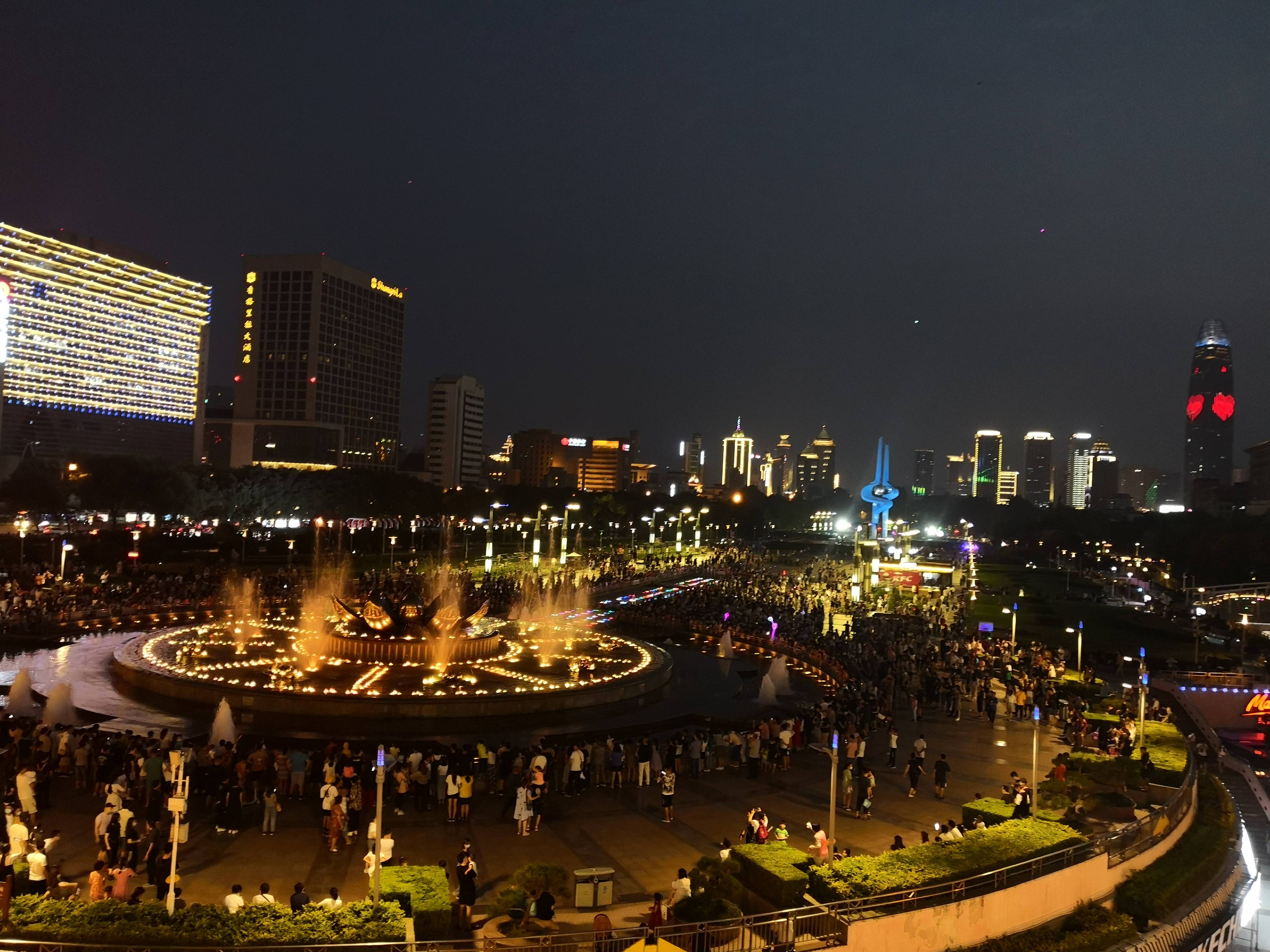 泉城广场夜景