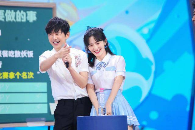 何炅最新消息曝光 e7e7a49ee0df444fb59c39cffc985307.jpeg