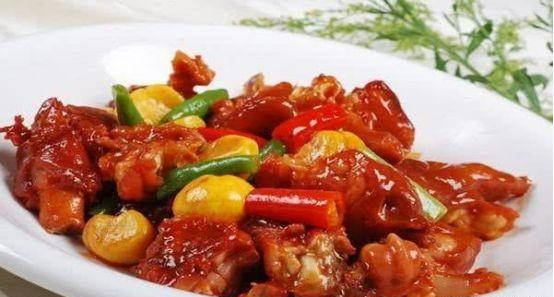 猪脚怎么煮好吃家常做法 82f5bc92faa845a3a63ab3aa6ffd99dc.jpeg