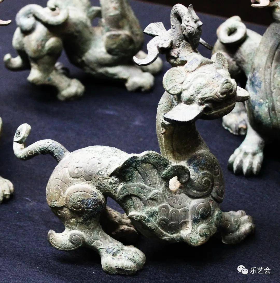 有翼神兽与蛙蛇文盘：钧魂分享东京泉屋博古馆中国青铜器珍品之六_手机 