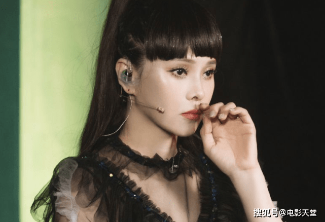 『吐槽』姐姐好减分!工作人员发文吐槽伊能静:在群里发长语音骂人
