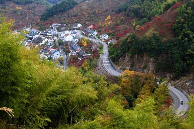 "醉美四明山"文明示范线慈溪"溪上慈风"文明示范线推荐景点:达蓬山仙