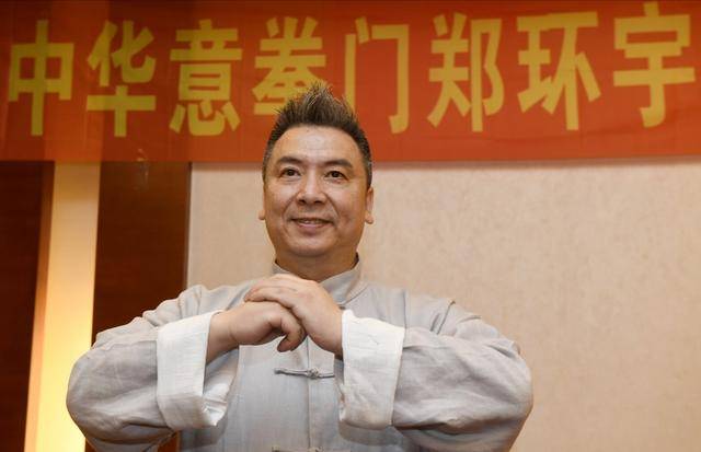 郑环宇|也是个不讲诚信的孬种散打主席炮轰苟晶：你高考成绩并不好