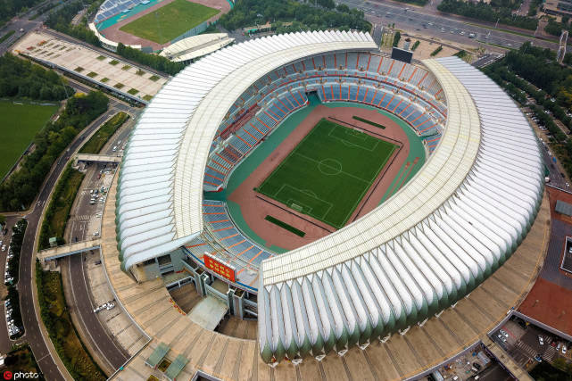 山东鲁能的主场济南奥体中心体育场将进行专业化球场的改造
