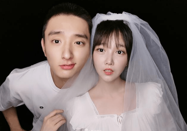 女方|原创于小彤陈小纭被曝已经分手，女方清空男方相关微博