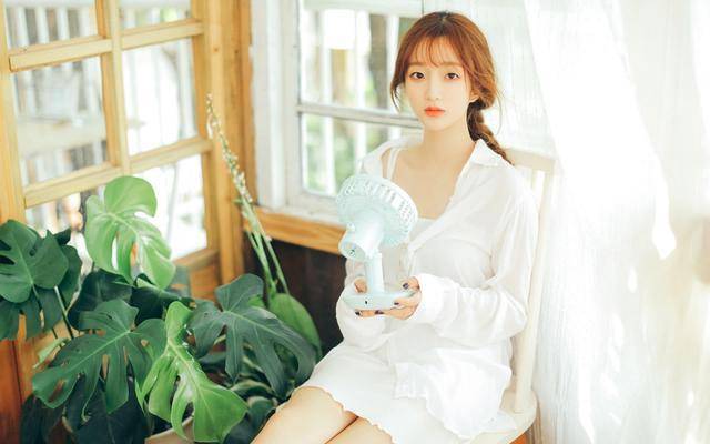 恭喜！今年怀孕生女，明年怀孕生儿之人