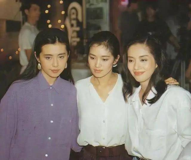 那个年代港星都美得各有特色,没有滤镜,没有ps,却让人