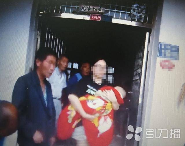 常熟王庄南村坝塘湾村三岁小男孩掉入河中,危