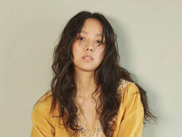 『妖精』身家超过60亿,却嫁给了野兽男?被称为“国民妖精”