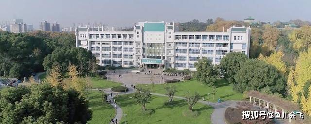 全国|武汉市排名前五大学太强了！武汉大学和华中科技大学谁排名第一？