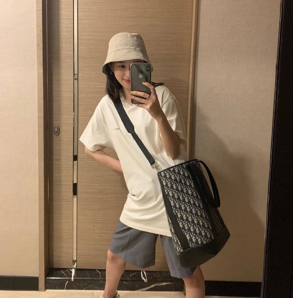 这几位素人博主的优秀穿搭,比你死命减肥都hold不住的bm风好看太多啦