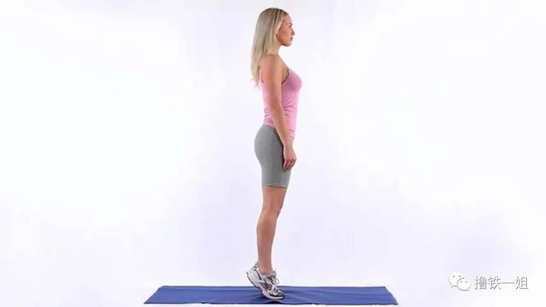 起始位|原创黄圣依被喷到路人缘全无却还被迫营业，但这业务能力吊打10个伊能静