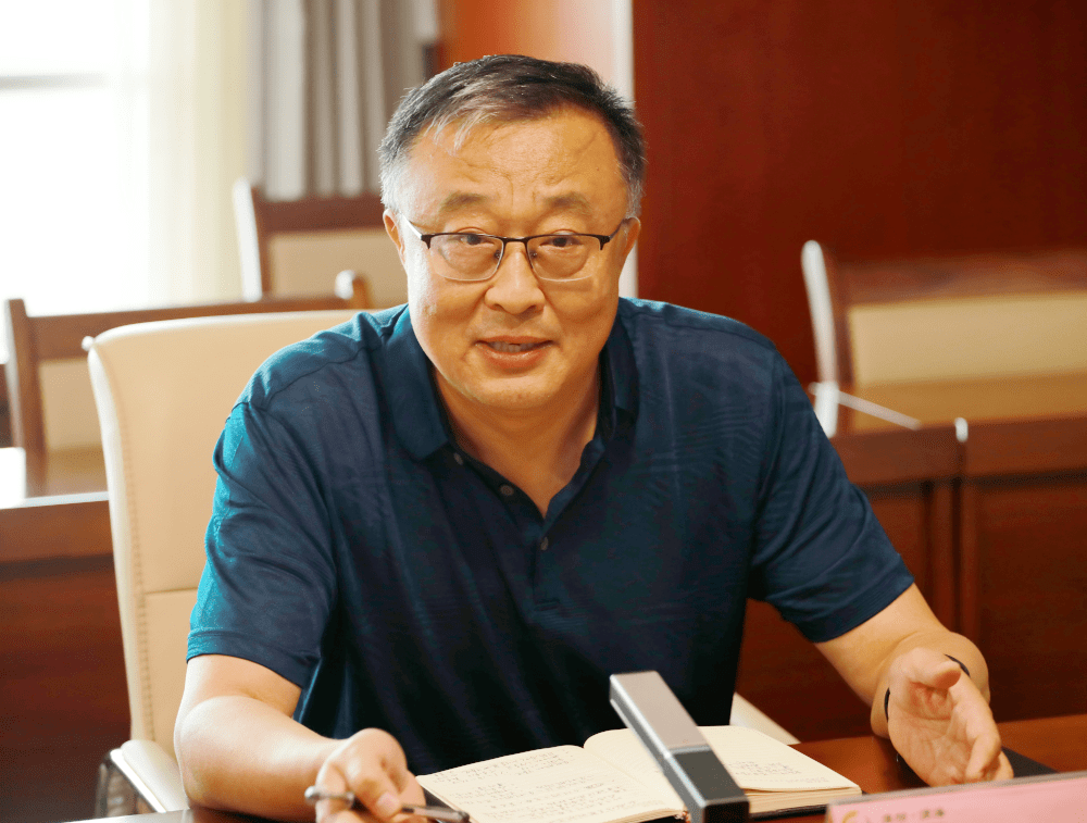 山东省青岛体育训练中心考察团来滨海区考察