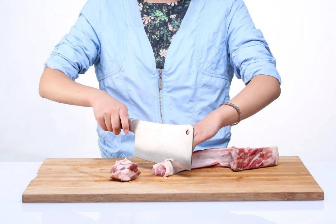 孕妇|多喝骨头汤就能补钙？孕期补钙要注意这些误区！