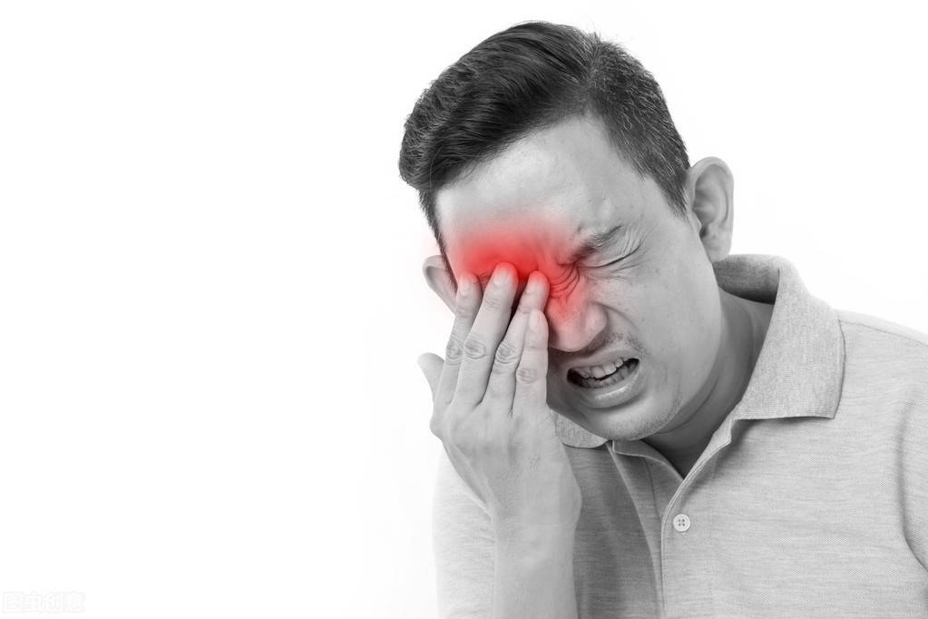 失眠、头疼义诊|经常头痛还恶心想吐？有可能是肿瘤……这些情况，应及早就医