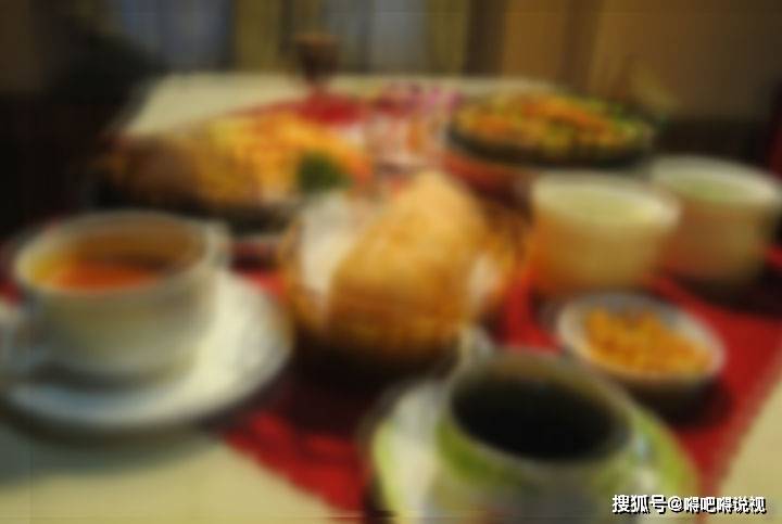 近视眼中的世界:每天都是马赛克般的日常