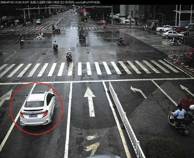 667位任性闯红灯的驾驶人,你们被曝光了!