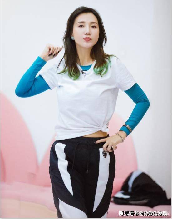 社会|原创面对经纪人问话，阿朵反问：为何这么社会，这么功利，这么现实