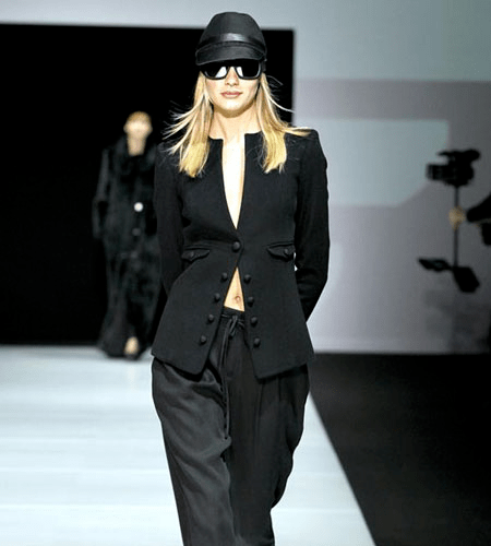 男女|阿玛尼：始终站在时代前沿的时装设计大师，“男女通吃”的人生赢家