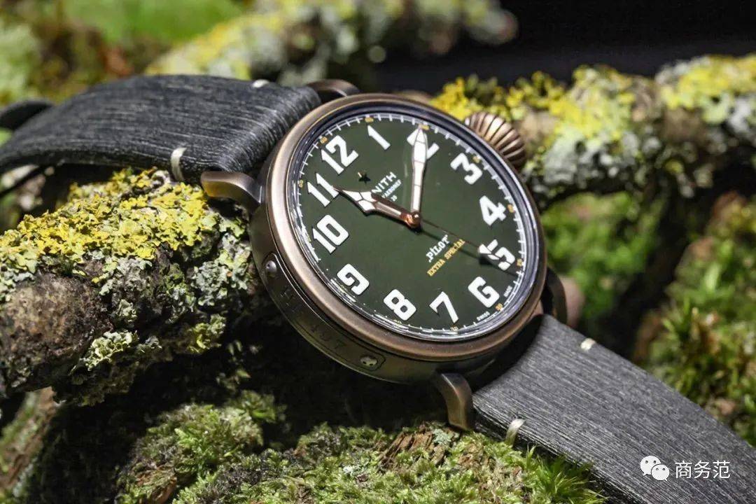 绿色|夏天，男人手上得戴点绿