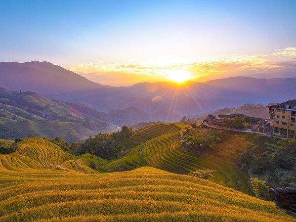原创踏上旅程,领略神奇的自然风光,给人焕然一新的感觉!