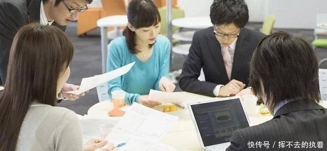 字迹|高三学霸试卷，字迹如印刷体，征服阅卷老师，作文直接满分