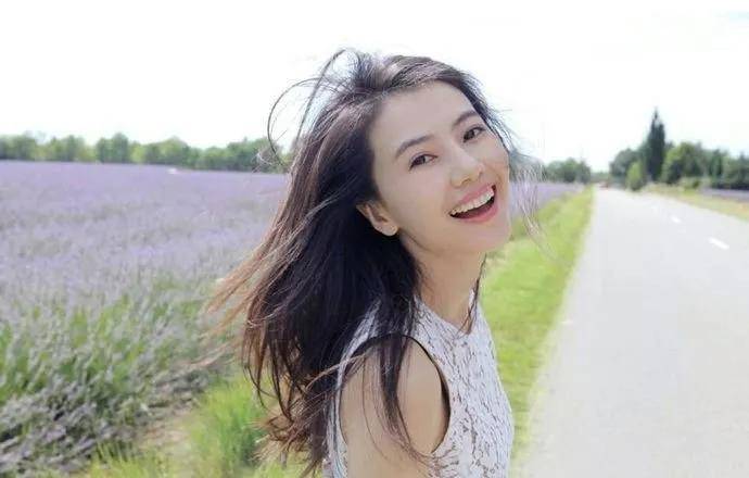 高圆圆|高圆圆整前生图曝光，惊到我了，do的一点不比baby少！