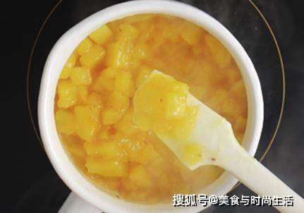 菠萝|无酒精版，小朋友也可以喝在家就能简单调制的菠萝莫吉托