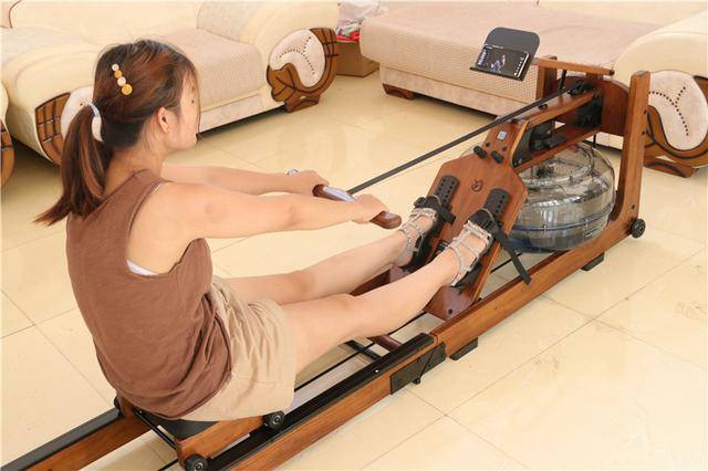 入手|被老罗种草，入手野小兽划船机真的好用吗？体验一周说说感受