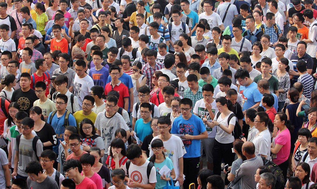 中考后的自主招生，很多学生会淘汰，你支持他们参与招生吗？