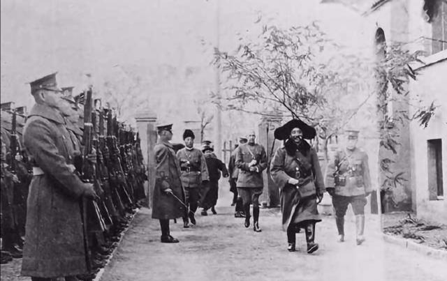 张作霖年轻时为何能从土匪成为军官?究竟是谁促成了东北王的一生